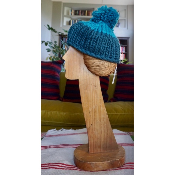 Free People Cozy Up Color Blocked Beanie Hat New - Picture 6 of 12